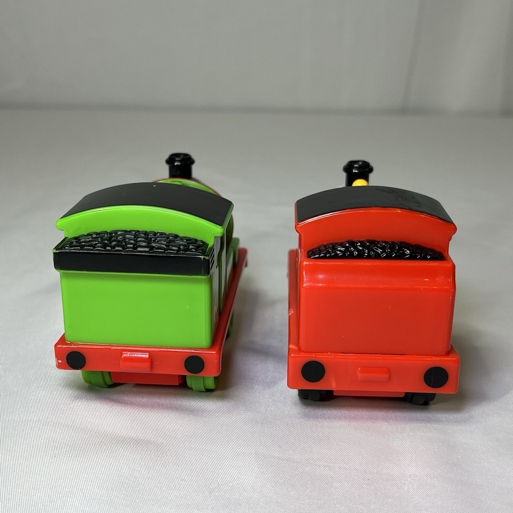 Thomas & Friends Percy #6 & James #5 Pull Back Train Tank Engine 2009 - Picture 4 of 7